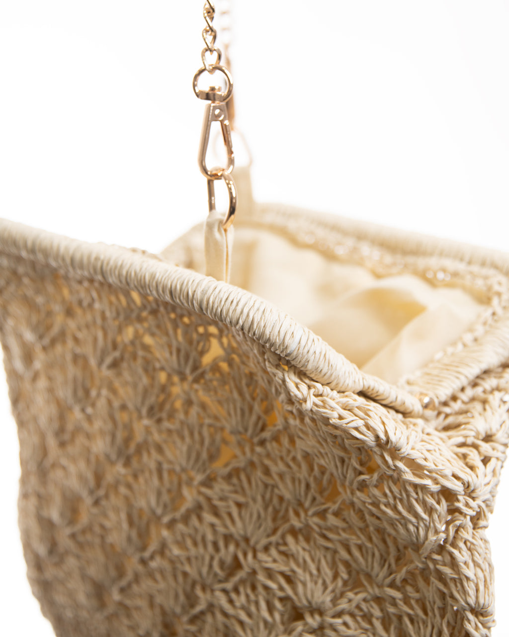 Bolso Crochet con Cadena Dorada
