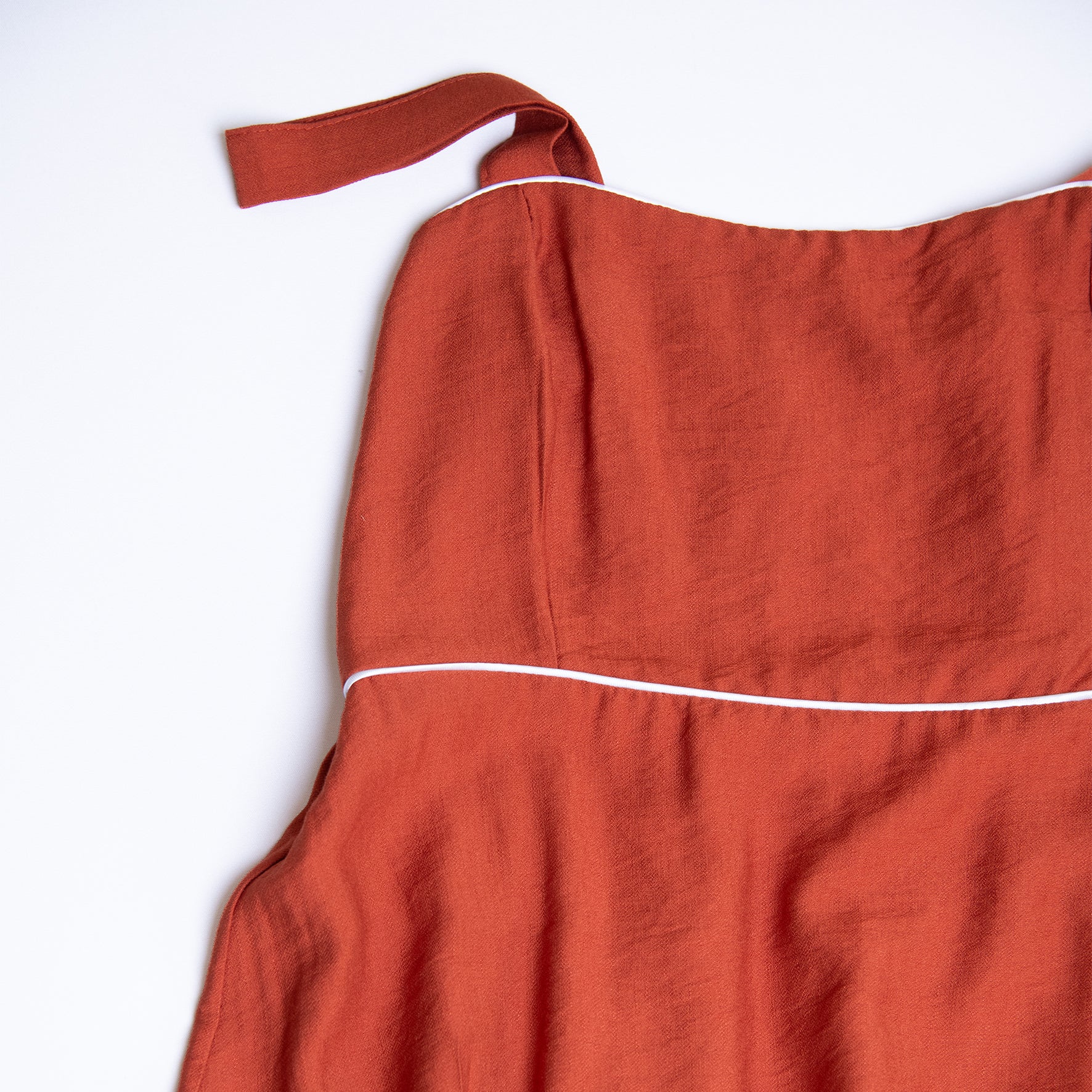 Vestido  — Caldera y Beige