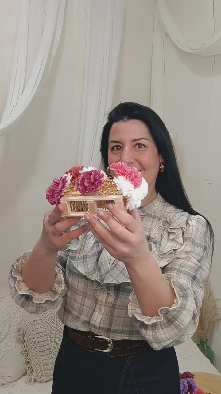 Peina de Flamenca Dorada con Flores